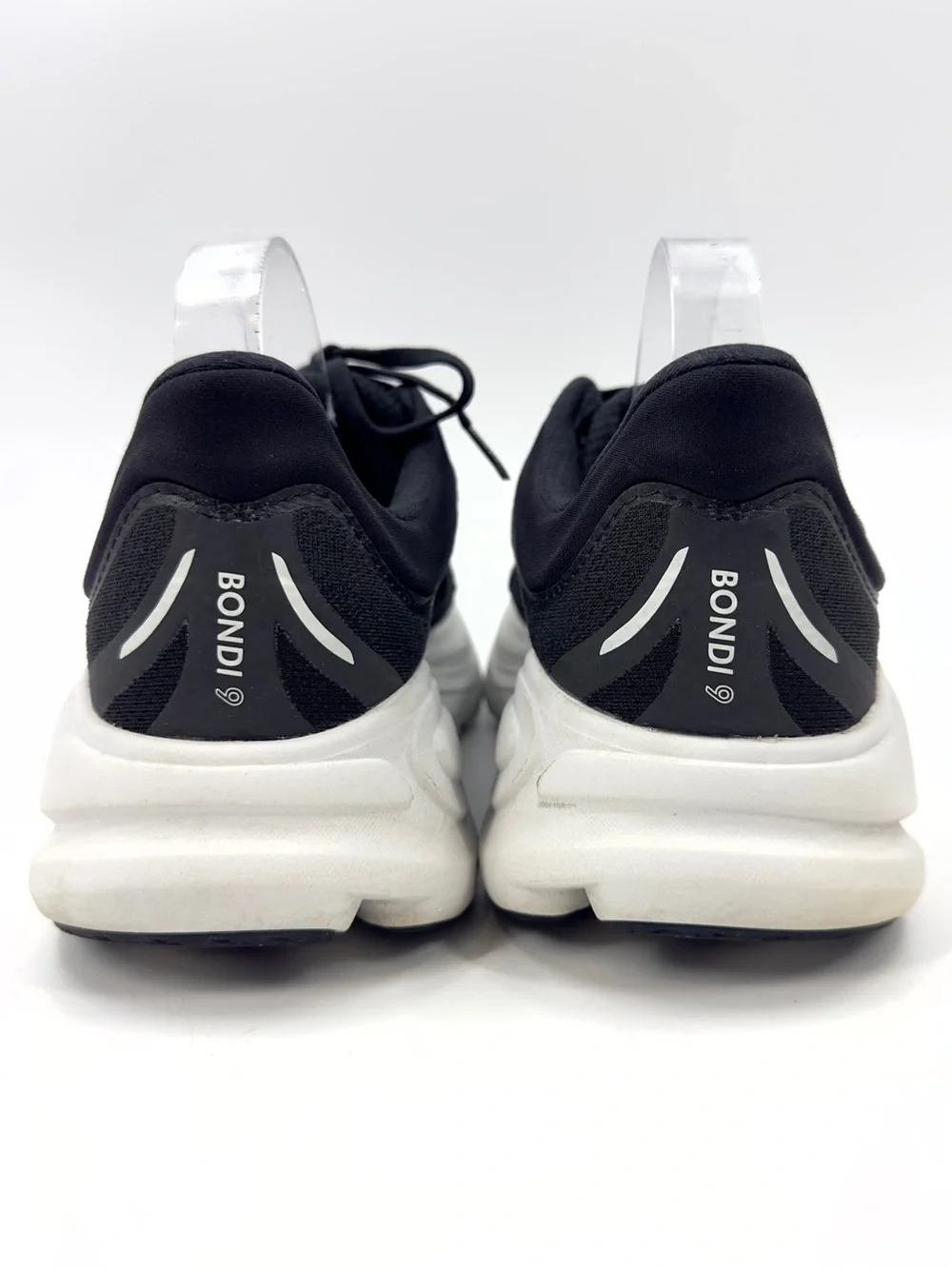 Hoka One One Womens Bondi 9 Sneakers Size 12 Black White Low Top Athletic Shoes